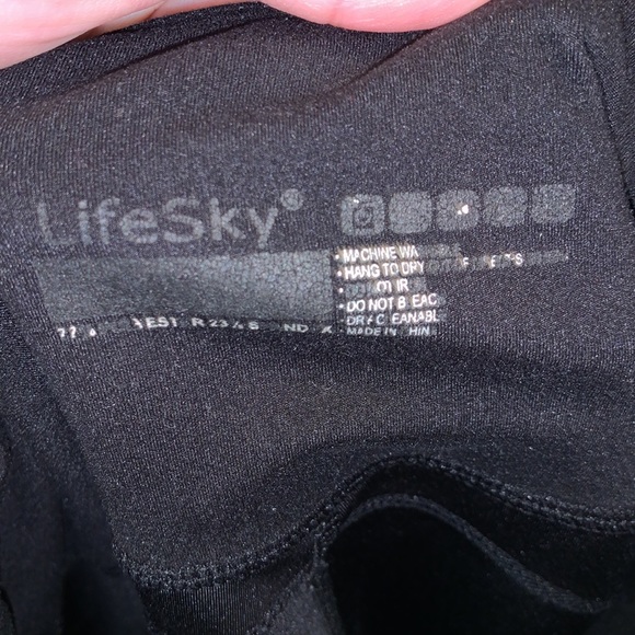 Life Sky black side pocket athletic leggings - Picture 9 of 9